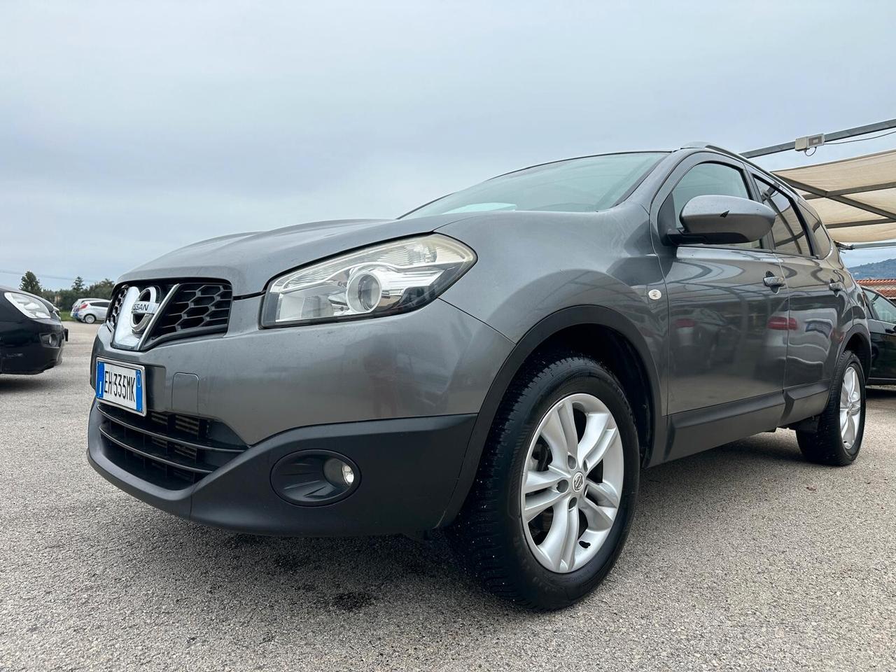 Nissan Qashqai 1.5 Diesel 7 Posti