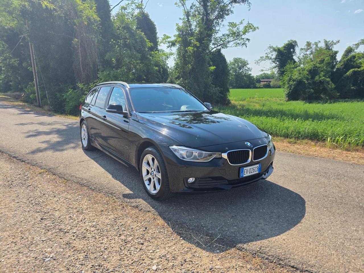 Bmw 320d Xdrive business PREZZO 7500€