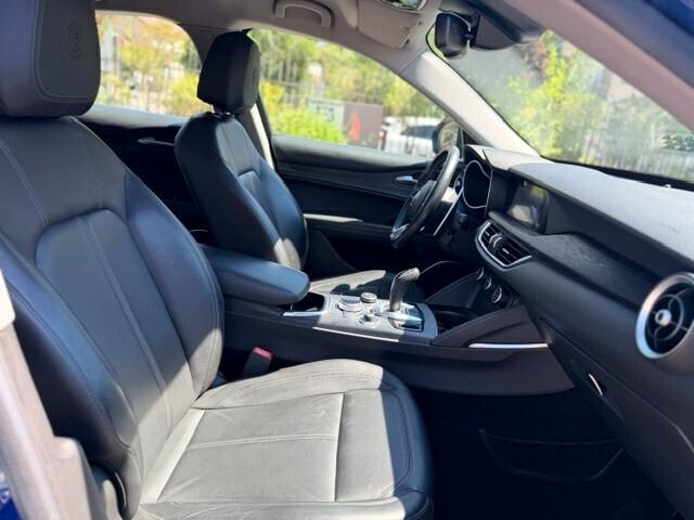 Alfa Romeo Stelvio 2.2 Turbodiesel 190 CV AT8 RWD Executive