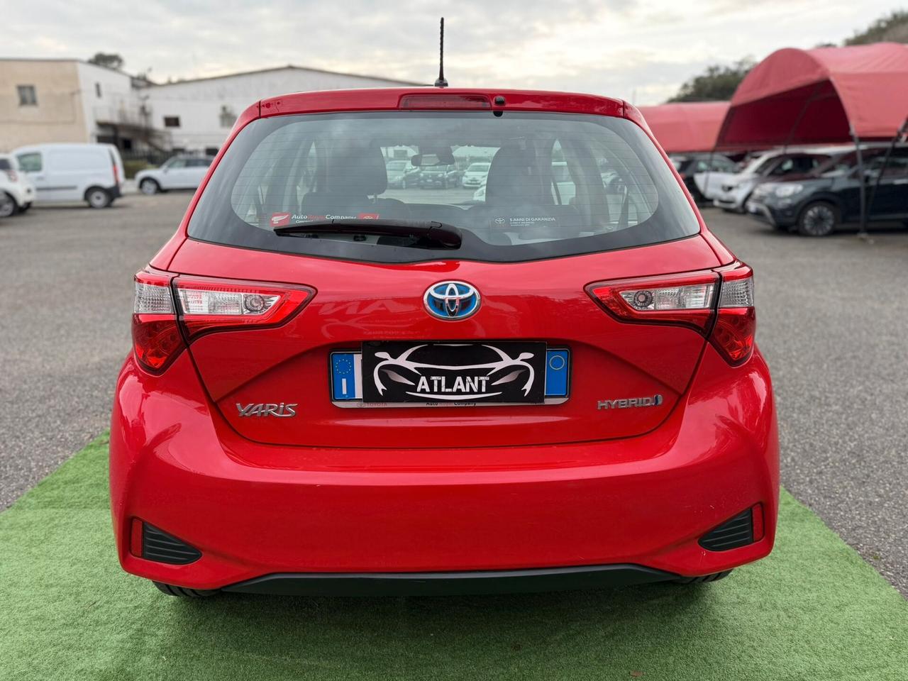 Toyota Yaris 1.5 Hybrid 5 porte Cool