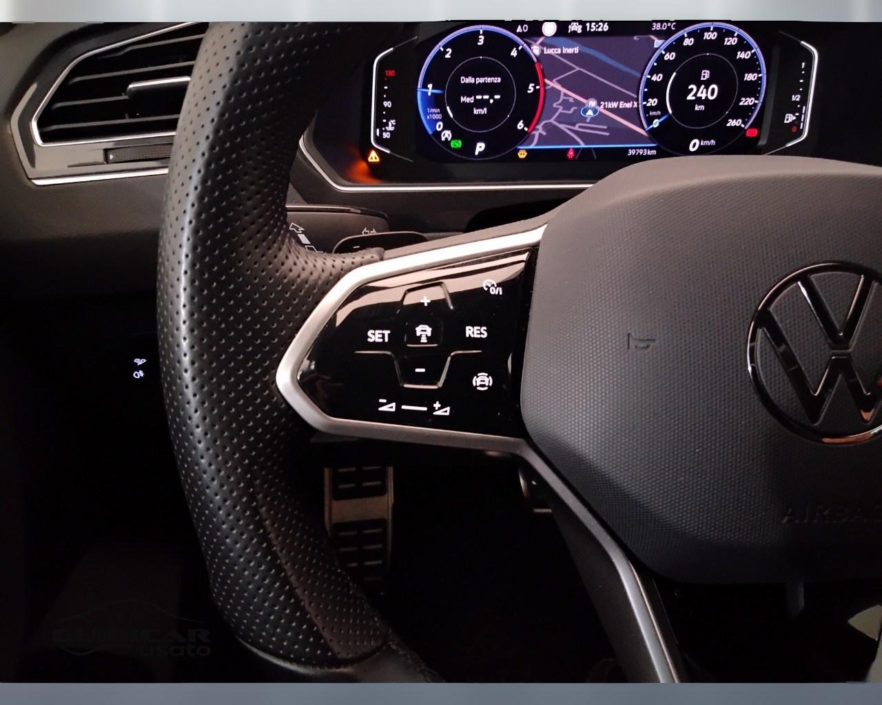 VOLKSWAGEN Tiguan II 2021 - Tiguan 2.0 tdi R-Line 150cv dsg