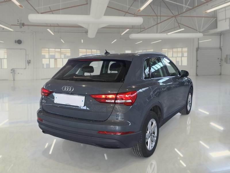 AUDI Q3 35 TFSI MHEV S tronic Business