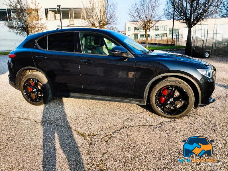 Alfa Romeo Stelvio 2.2 t Executive Q4 210cv auto