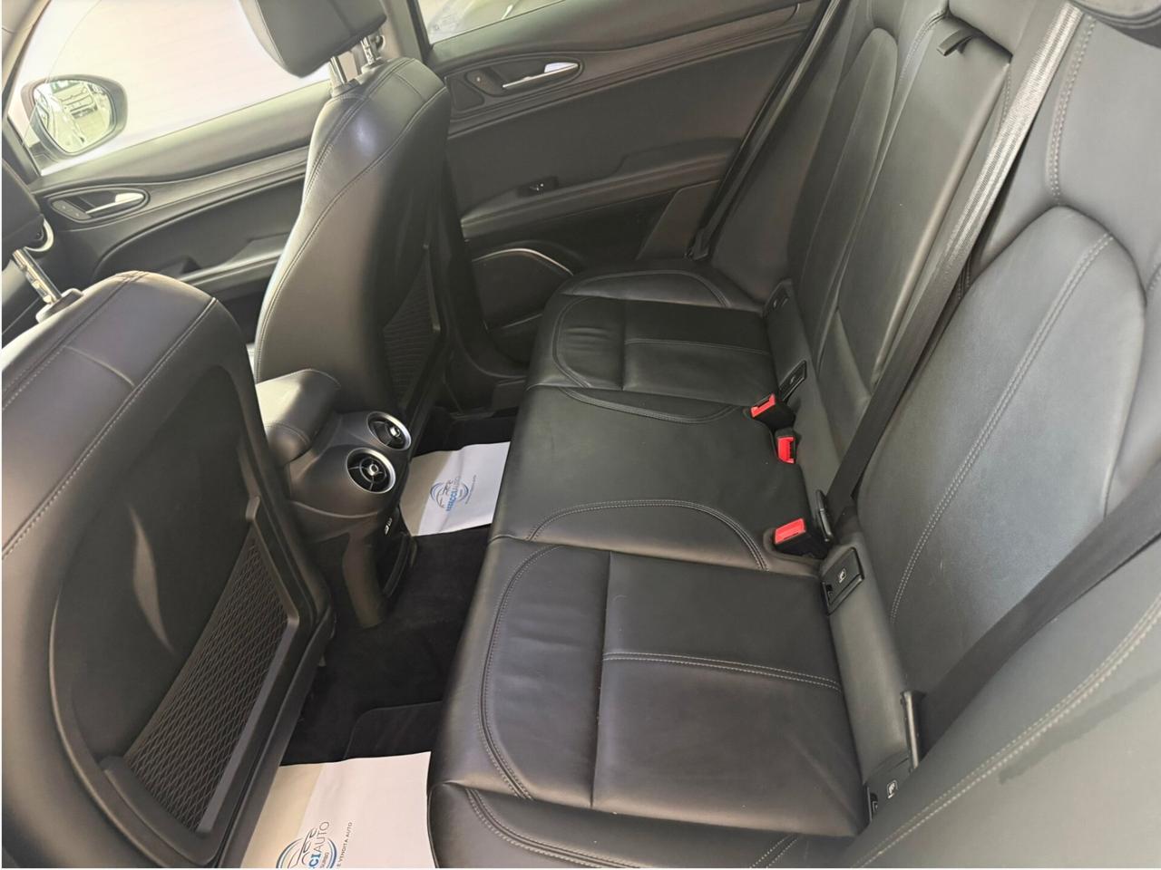 Alfa Romeo Stelvio 2.2 Turbodiesel 210 CV AT8 Q4 Executive