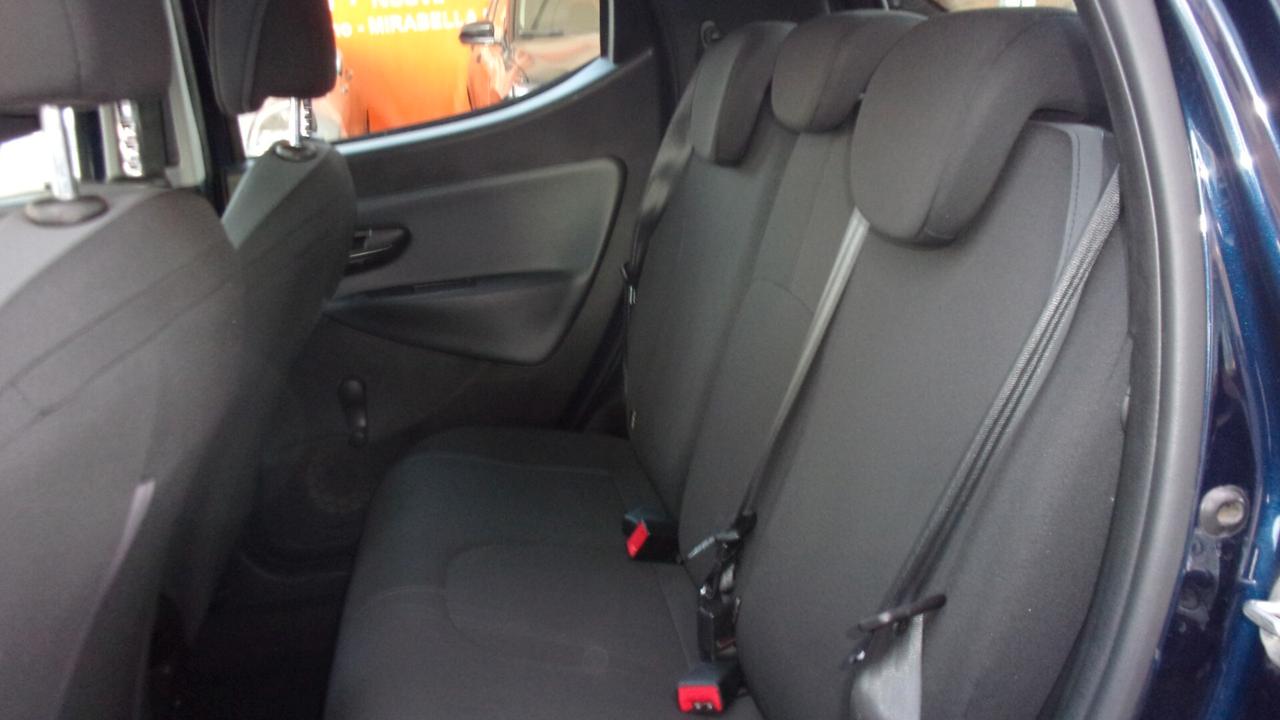 Lancia Ypsilon 1.2 69 CV 5 porte Gold