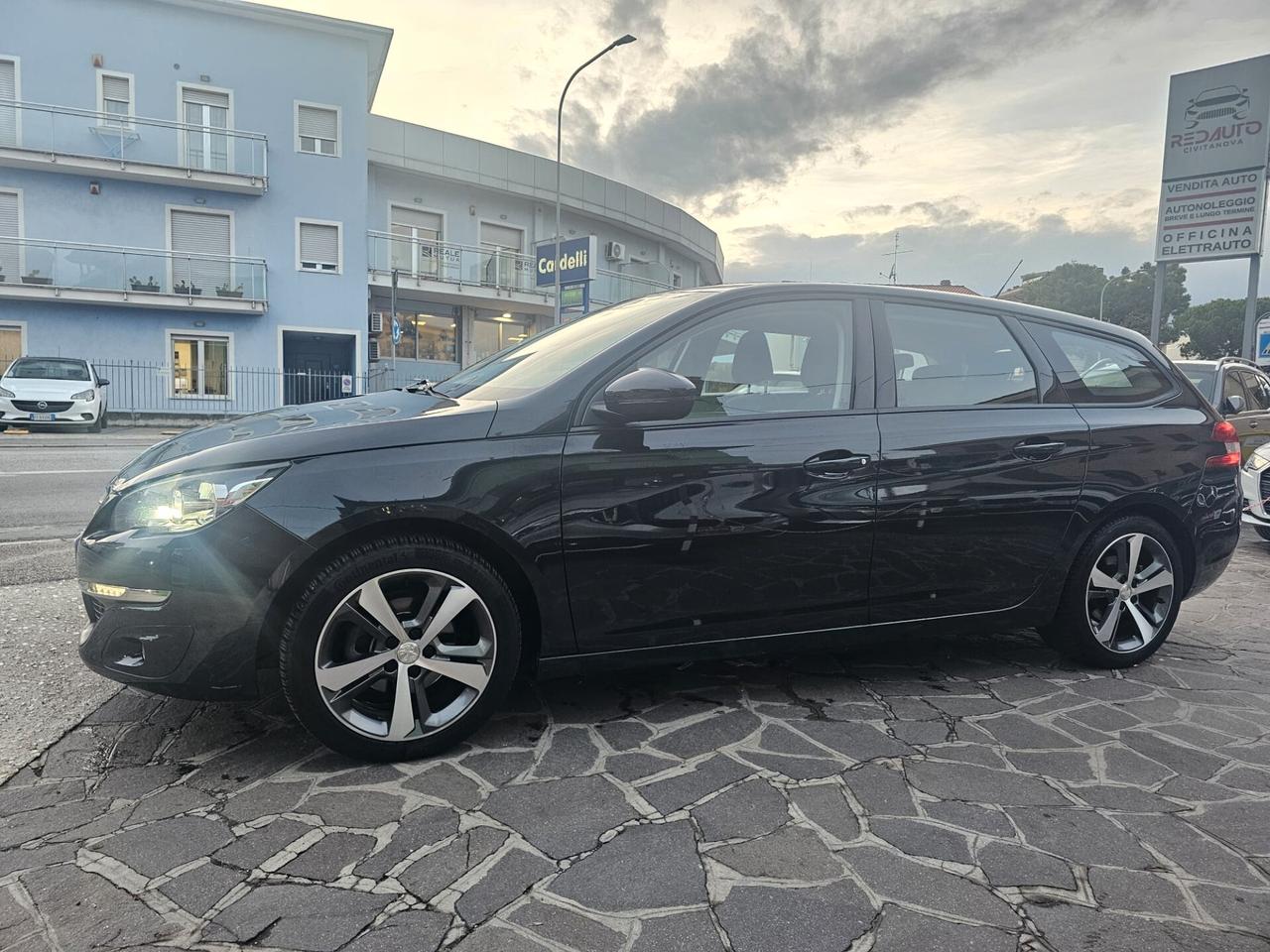 Peugeot 308 BlueHDi 100 S&S SW Business