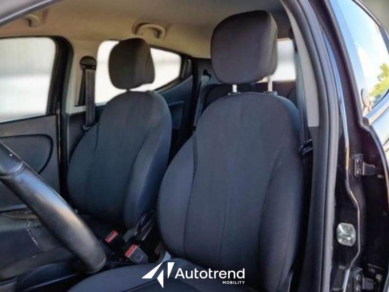 Lancia Ypsilon 1.0 FireFly 70 CV Hybrid Ecochic Gold S&S