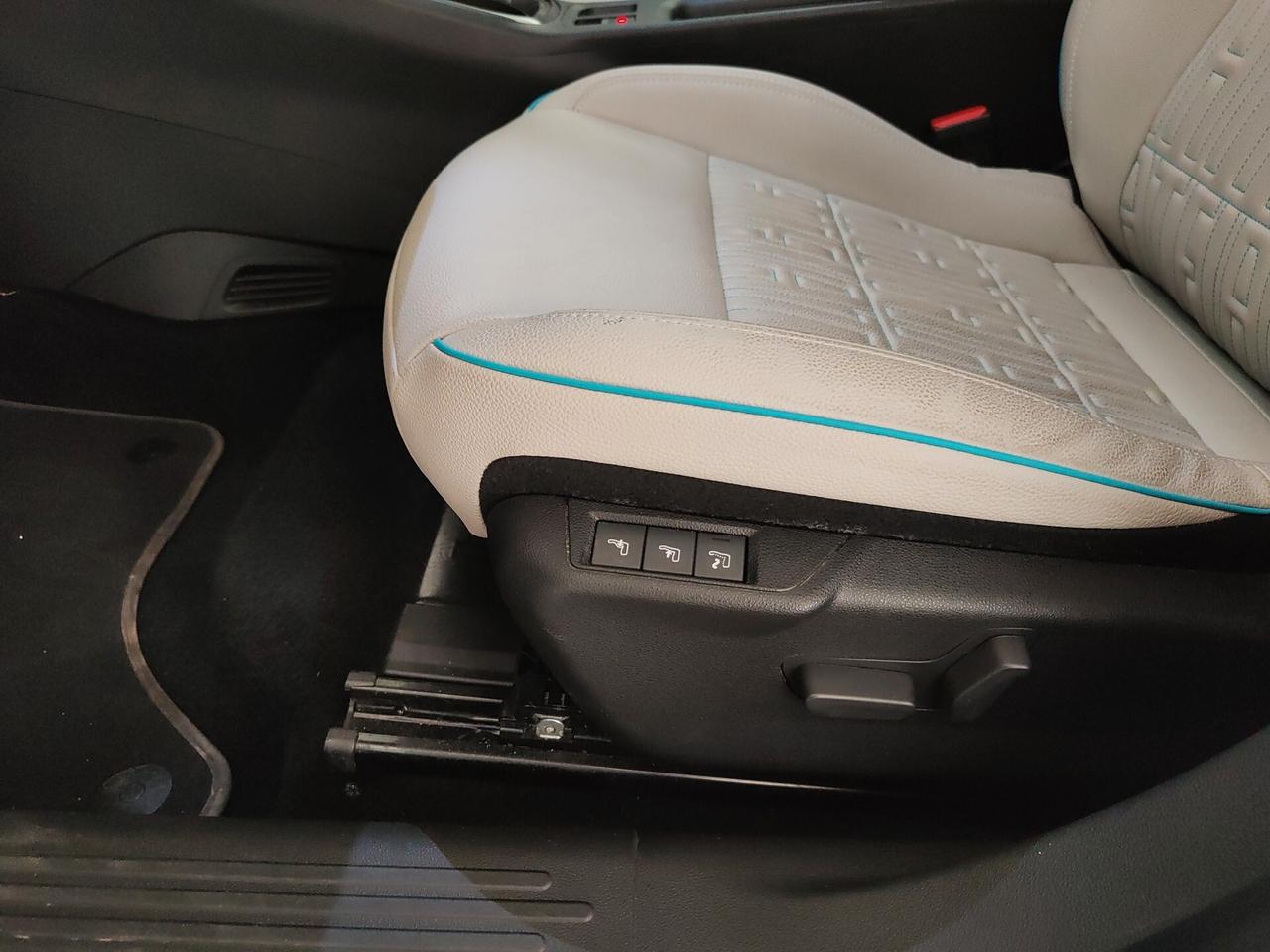 Fiat 600 Hybrid 110 CV DCT MHEV La Prima