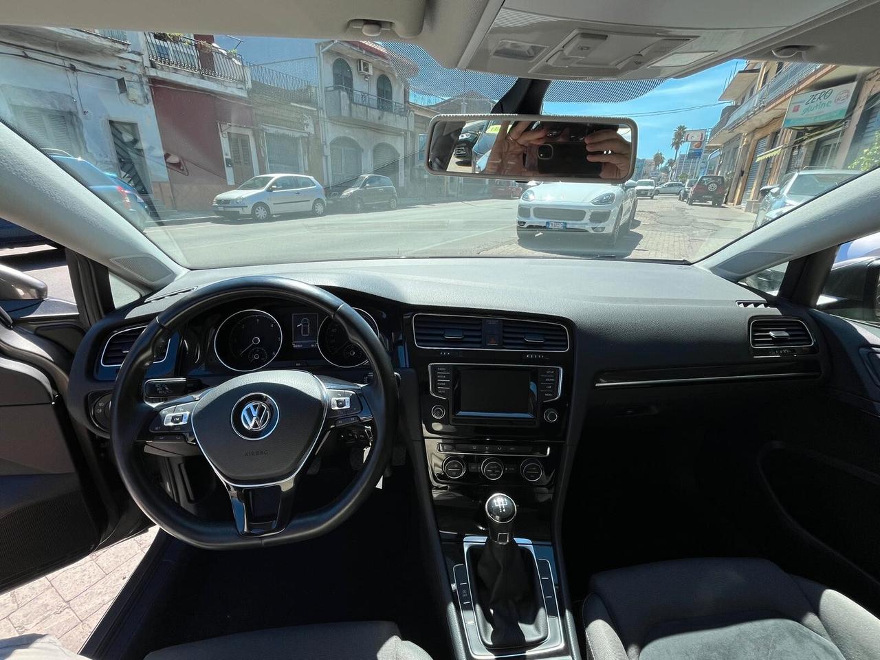 Volkswagen Golf 1.6 TDI 5p. Highline BlueMotion Technology