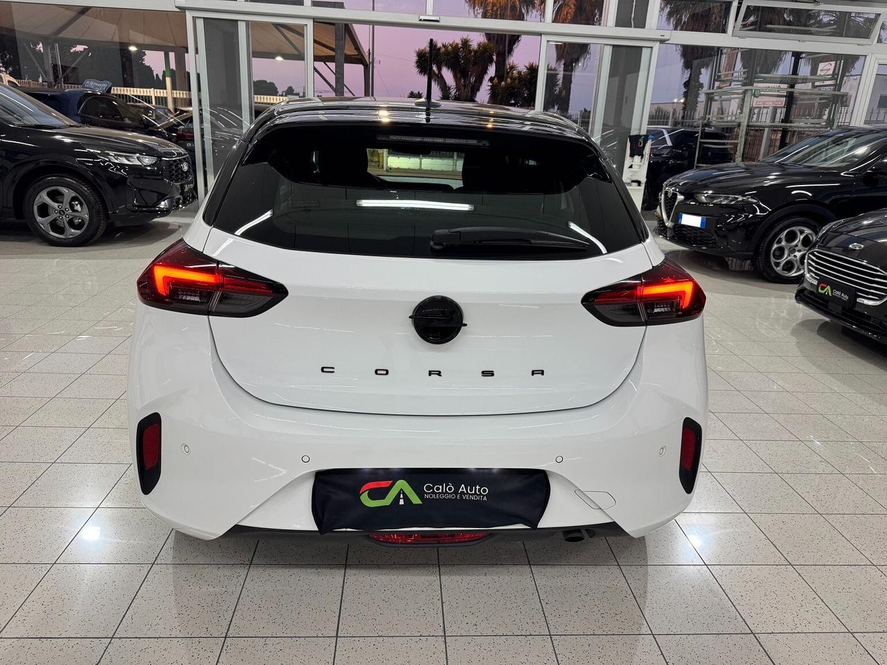 Corsa 1.2 GS SUPER BELLA PARI NUOVO
