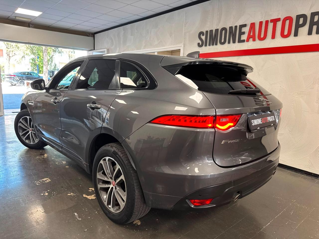 Jaguar F-Pace 2.0 250 CV AWD aut. R-Sport