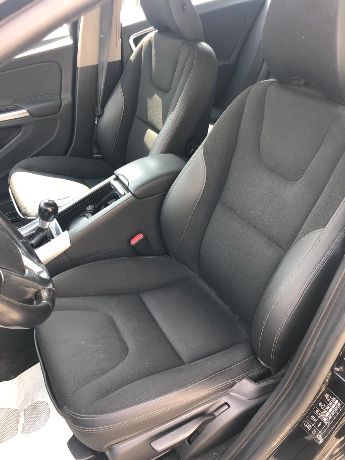 Volvo V60 D3 2.0DIESEL 160CV STOFFA MANUALE NAVIGATORE