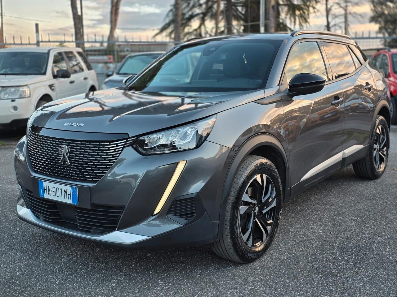 Peugeot 2008 PureTech 130 S&S EAT8 Allure