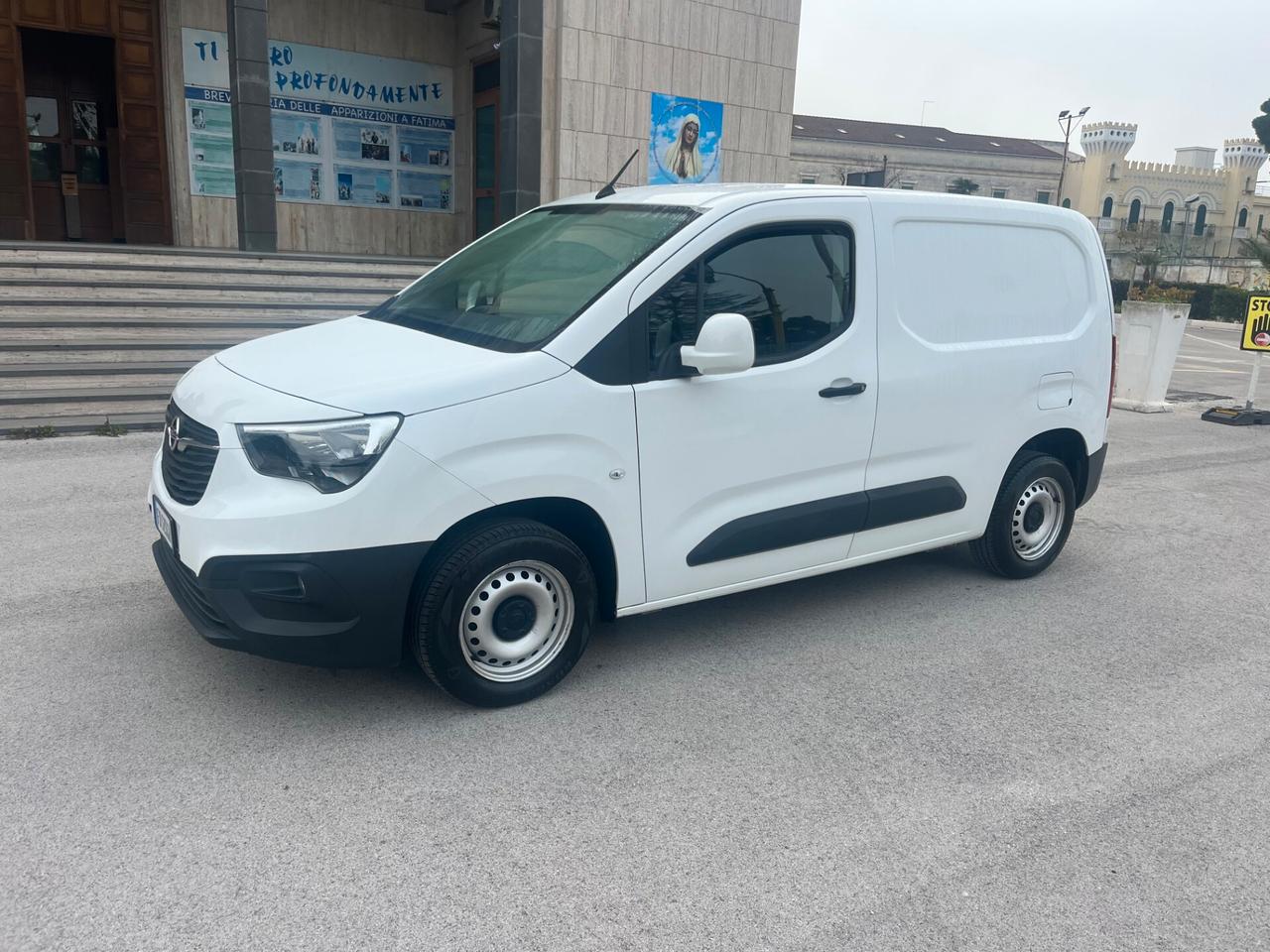 Opel COMBO 1.6 DIESEL KW 75,CV 102 3 POSTI