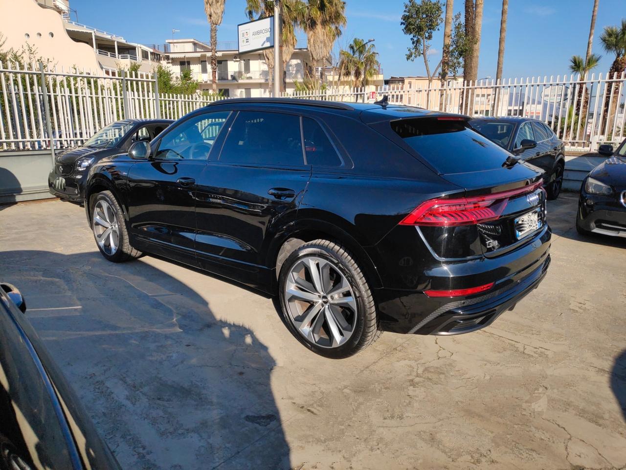 Audi Q8 50 TDI 286 CV quattro tiptronic Sport