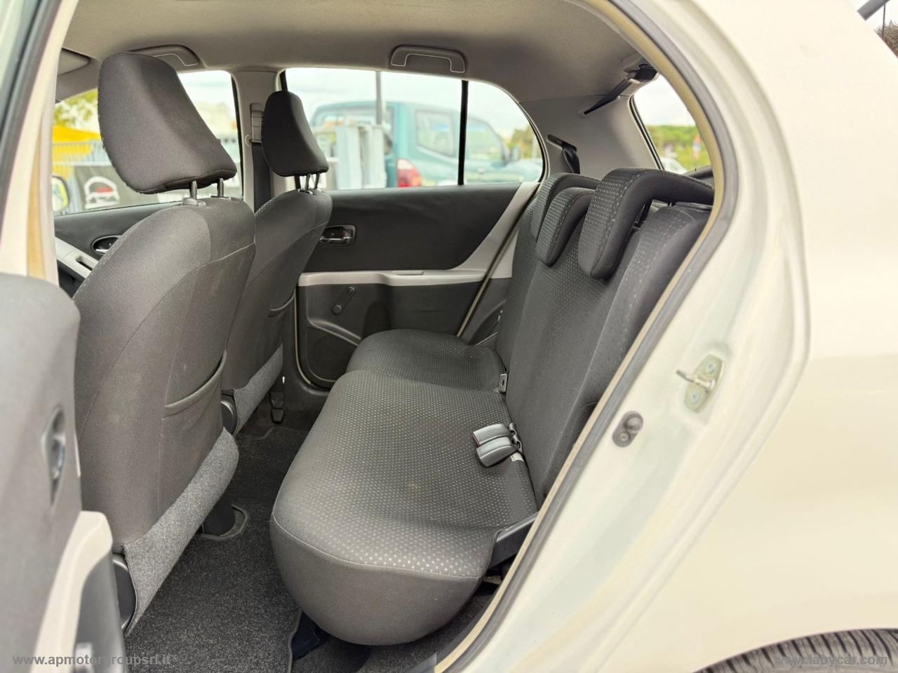 TOYOTA Yaris 1.0 5p. Sol GPL