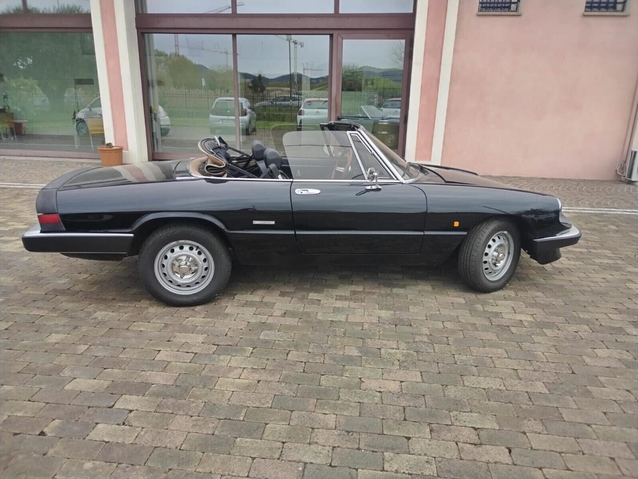 Alfa Romeo Spider 2.0 carburatori