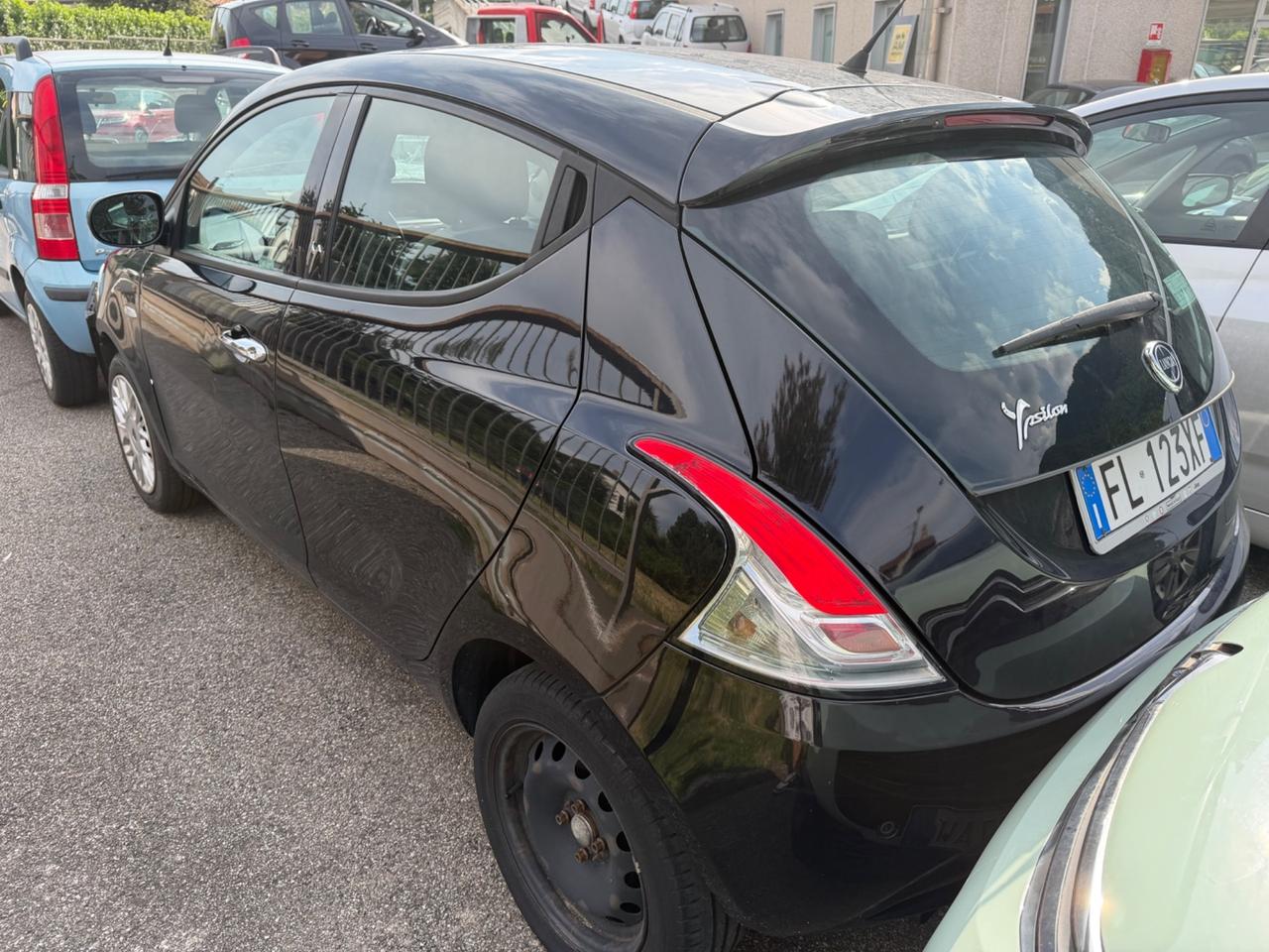 Lancia Ypsilon 1.2 69 CV 5 porte Unyca