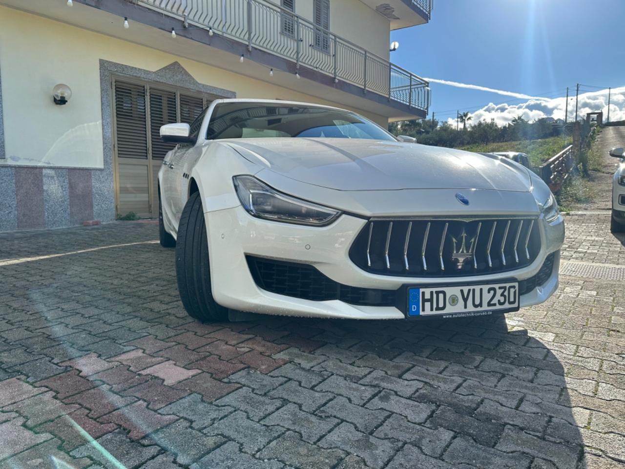 Maserati Ghibli 330 CV MHEV Executive