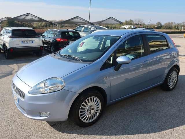 Fiat Grande Punto Grande Punto III 2005 5p 1.4 Dynamic 77cv