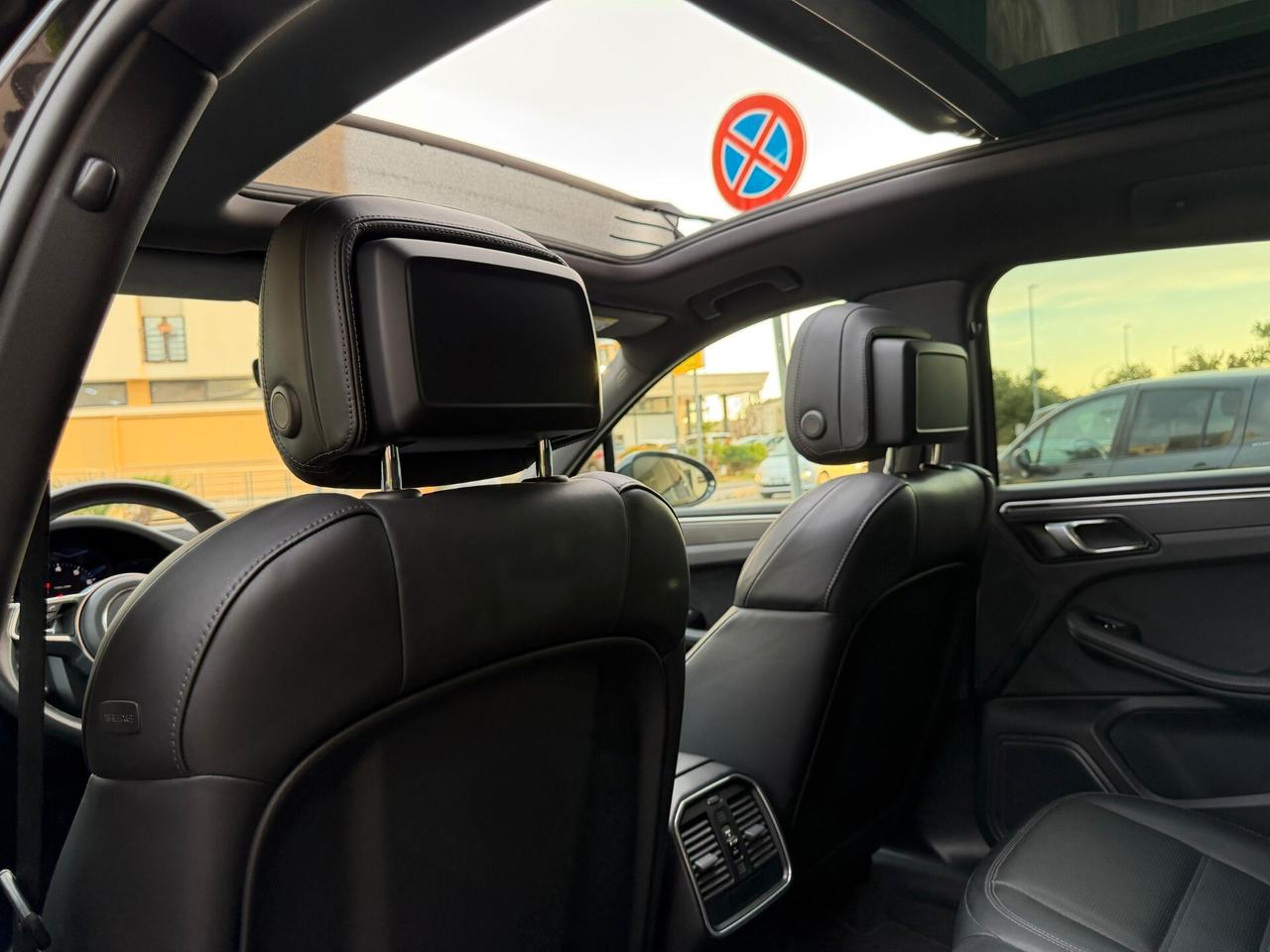 Porsche Macan 2.0 245CV