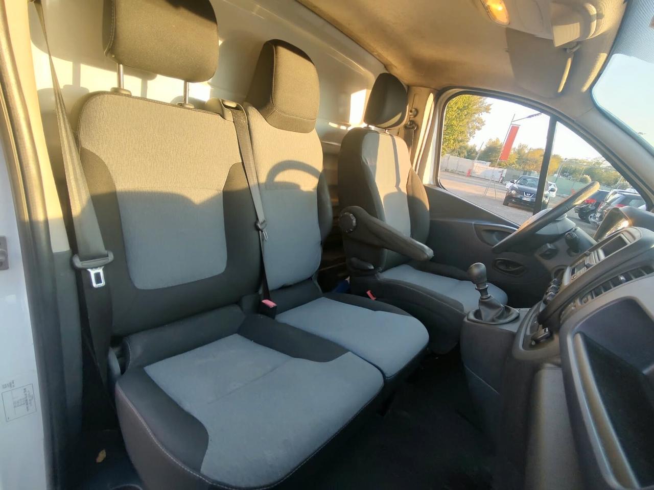Opel Vivaro 29 L2H1 1.6 BIT. 14O CV EDITION, OK NEOPATENTATI, PREZZO + IVA