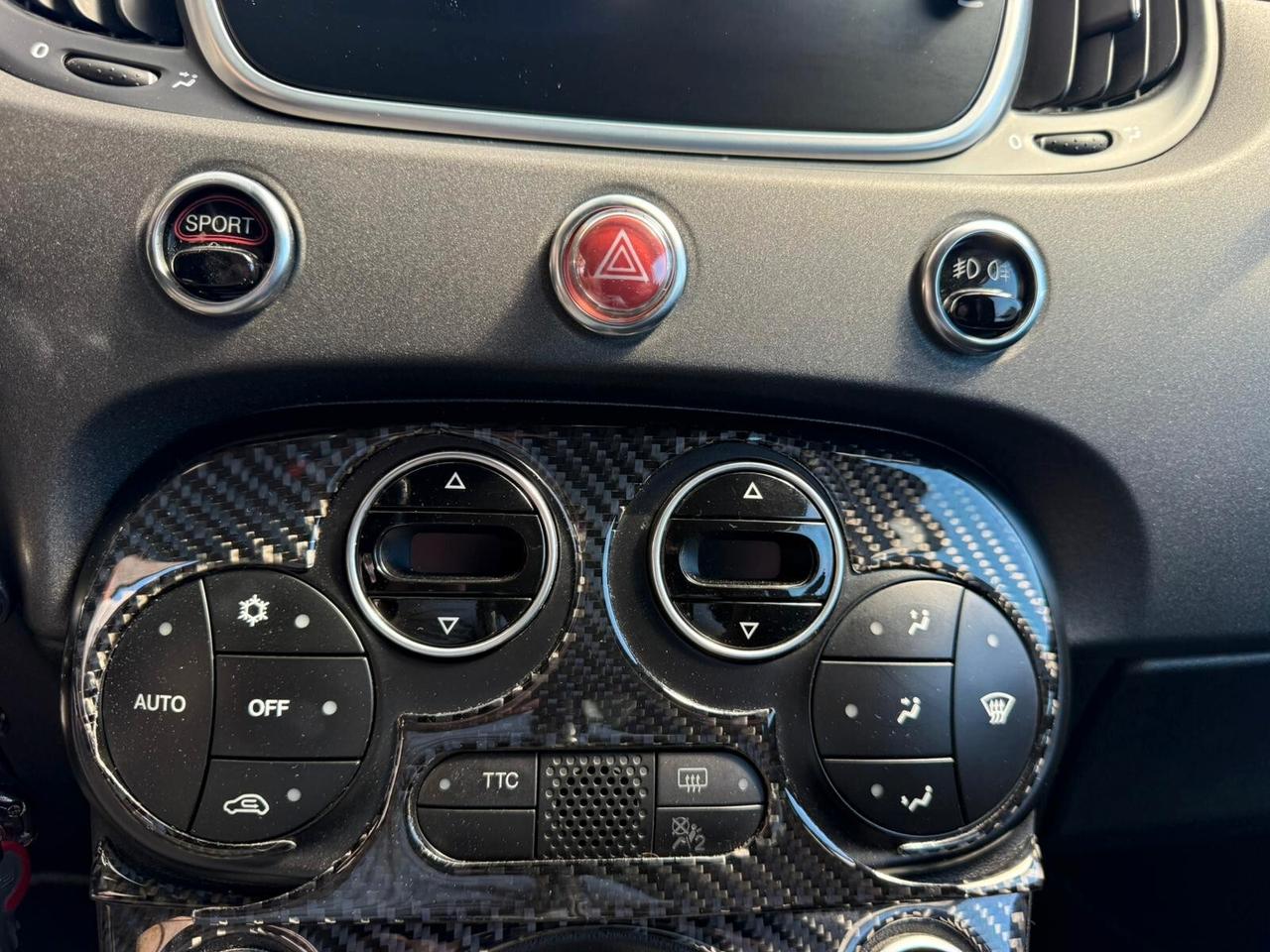 Abarth 595 C 1.4 Turbo T-Jet 180 CV Competizione