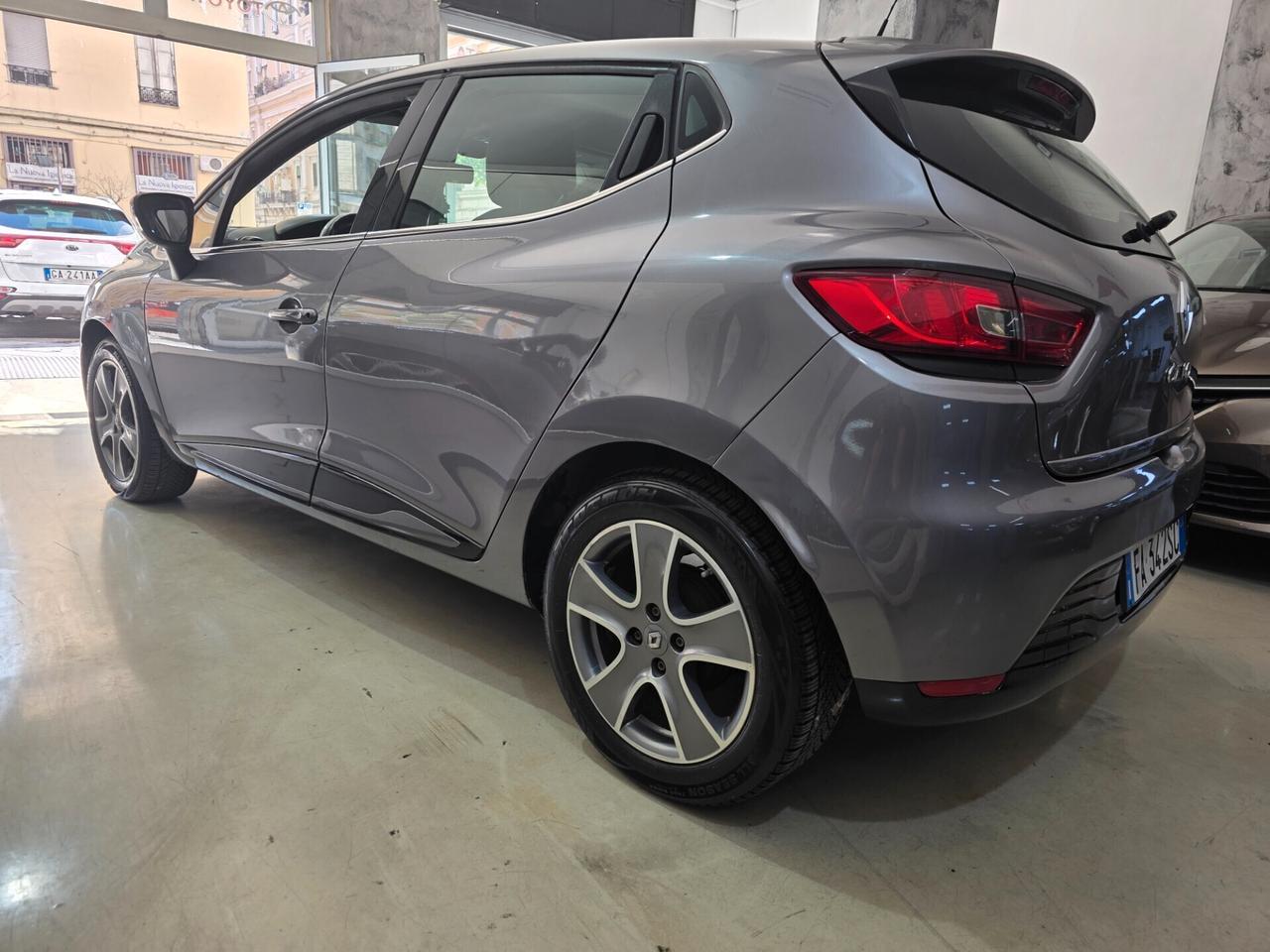 Renault CLIO 1.2 75cv 1 PROPRIETARIO