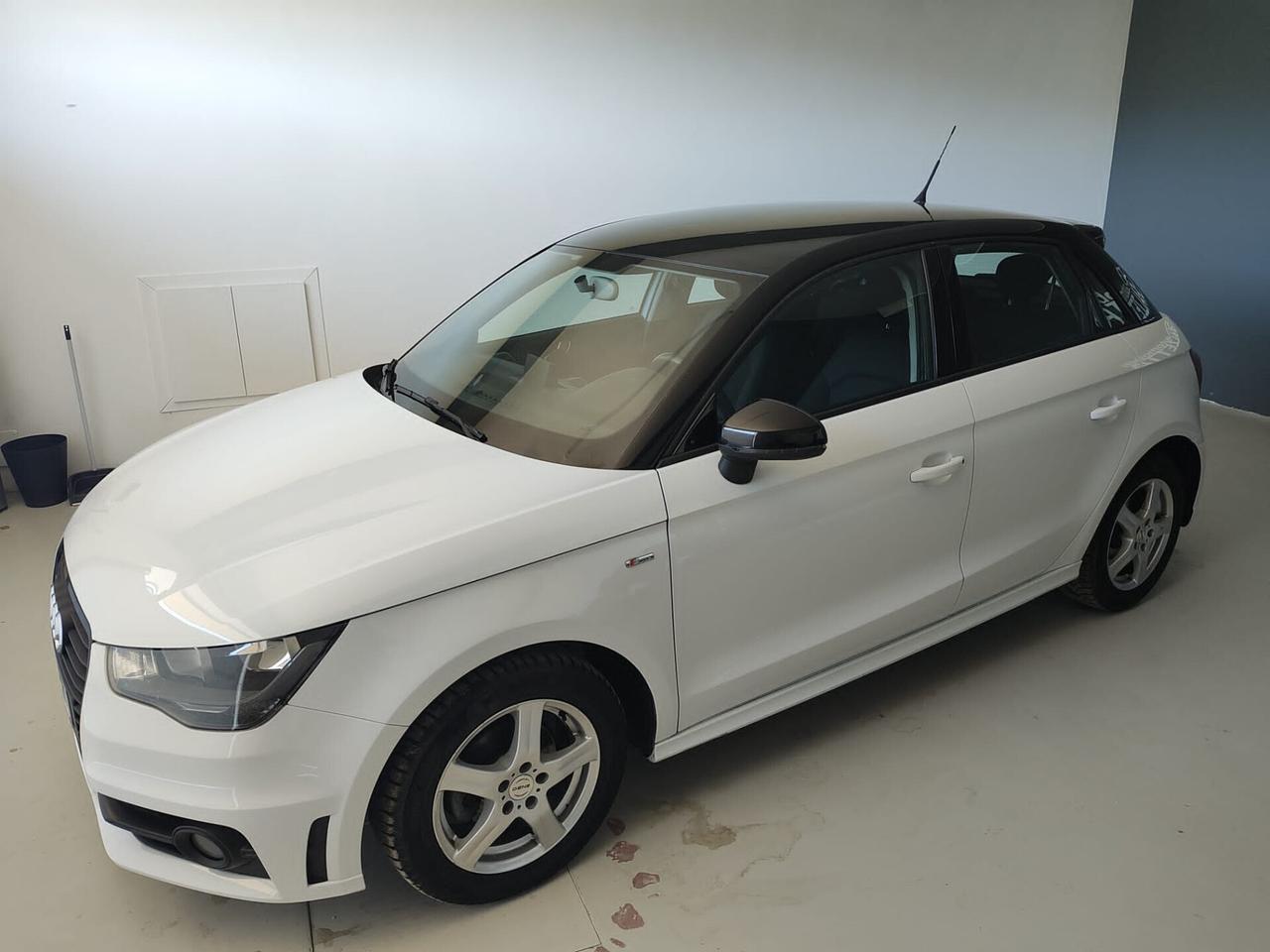 Audi A1 1.6 TDI S line edition