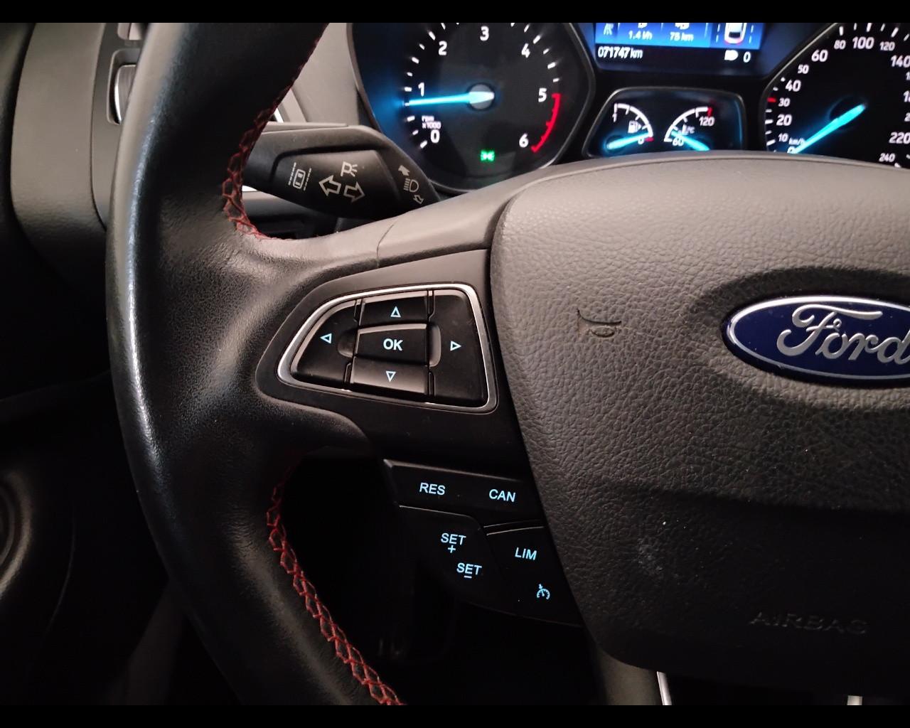 FORD Kuga II 2017 - Kuga 2.0 tdci ST-Line s&s awd 180cv