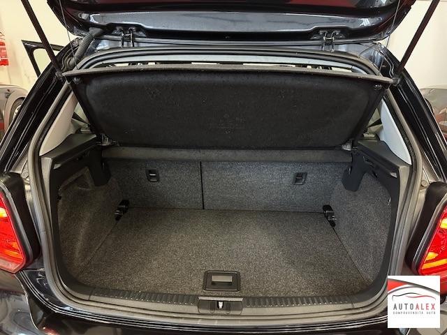 VOLKSWAGEN - Polo 5p 1.4 Highline ti piace stare NEOPATENTATI