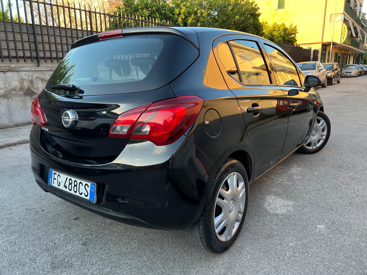 Opel Corsa 1.2 5 porte 4 cilindri