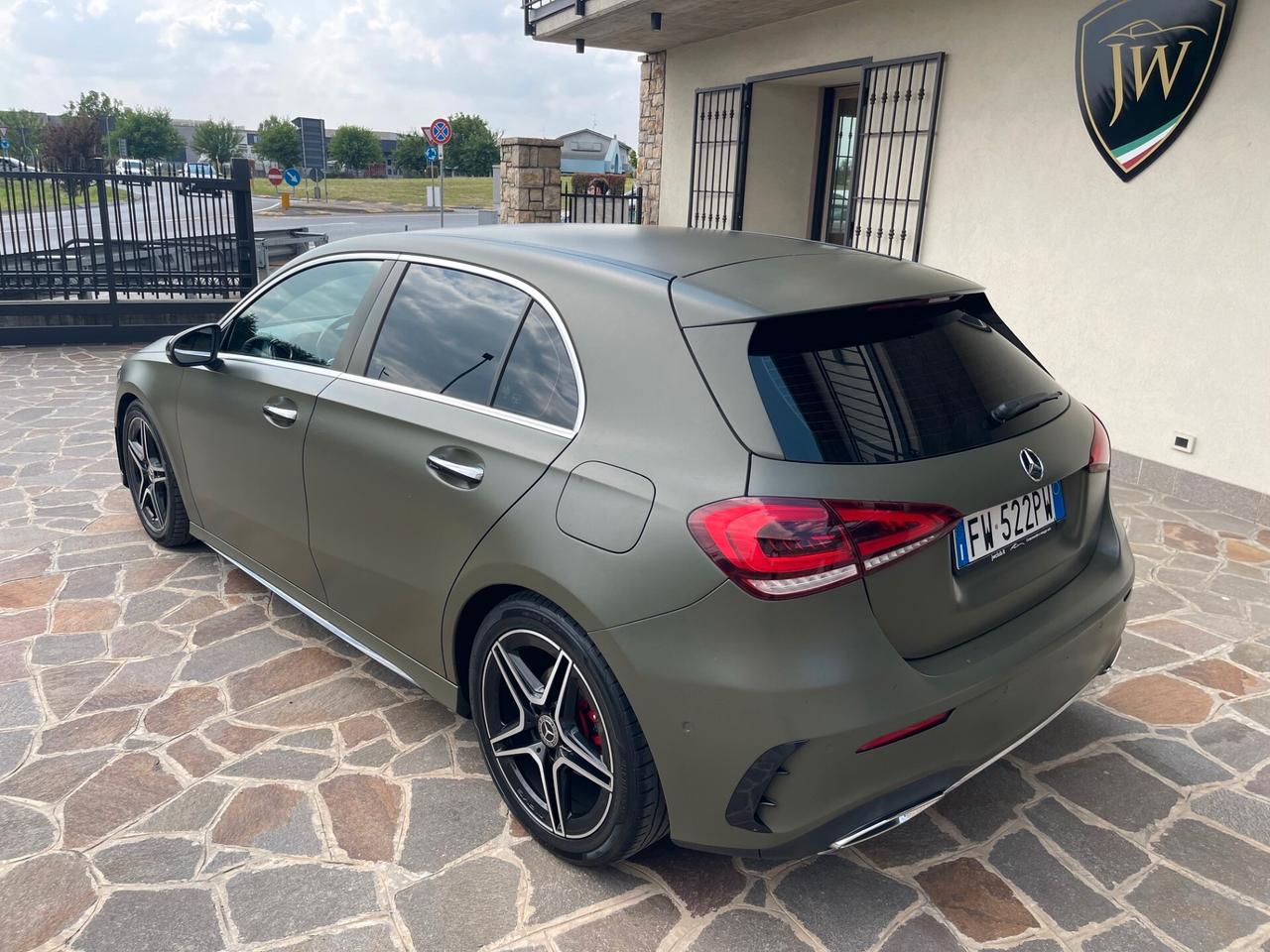 Mercedes-benz A 180 Automatic Premium AMG