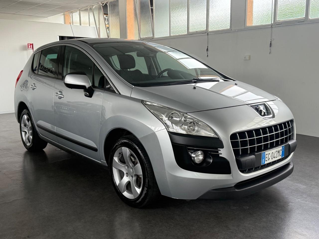 Peugeot 3008 1.6 HDi 112CV Tecno ok neopatentati