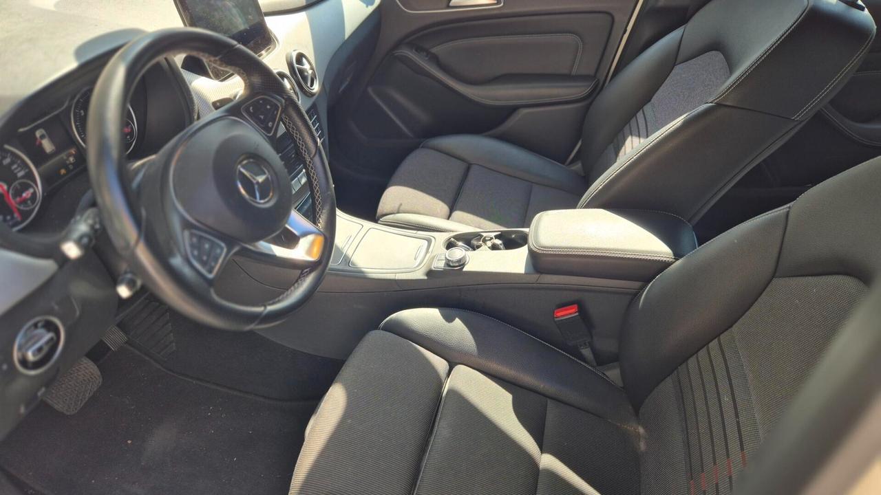 Mercedes-benz B 180 d Executive SOLO 39000 KM!