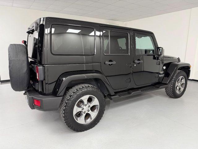 JEEP Wrangler Unlimited 2.8 CRD DPF Sahara Auto E6