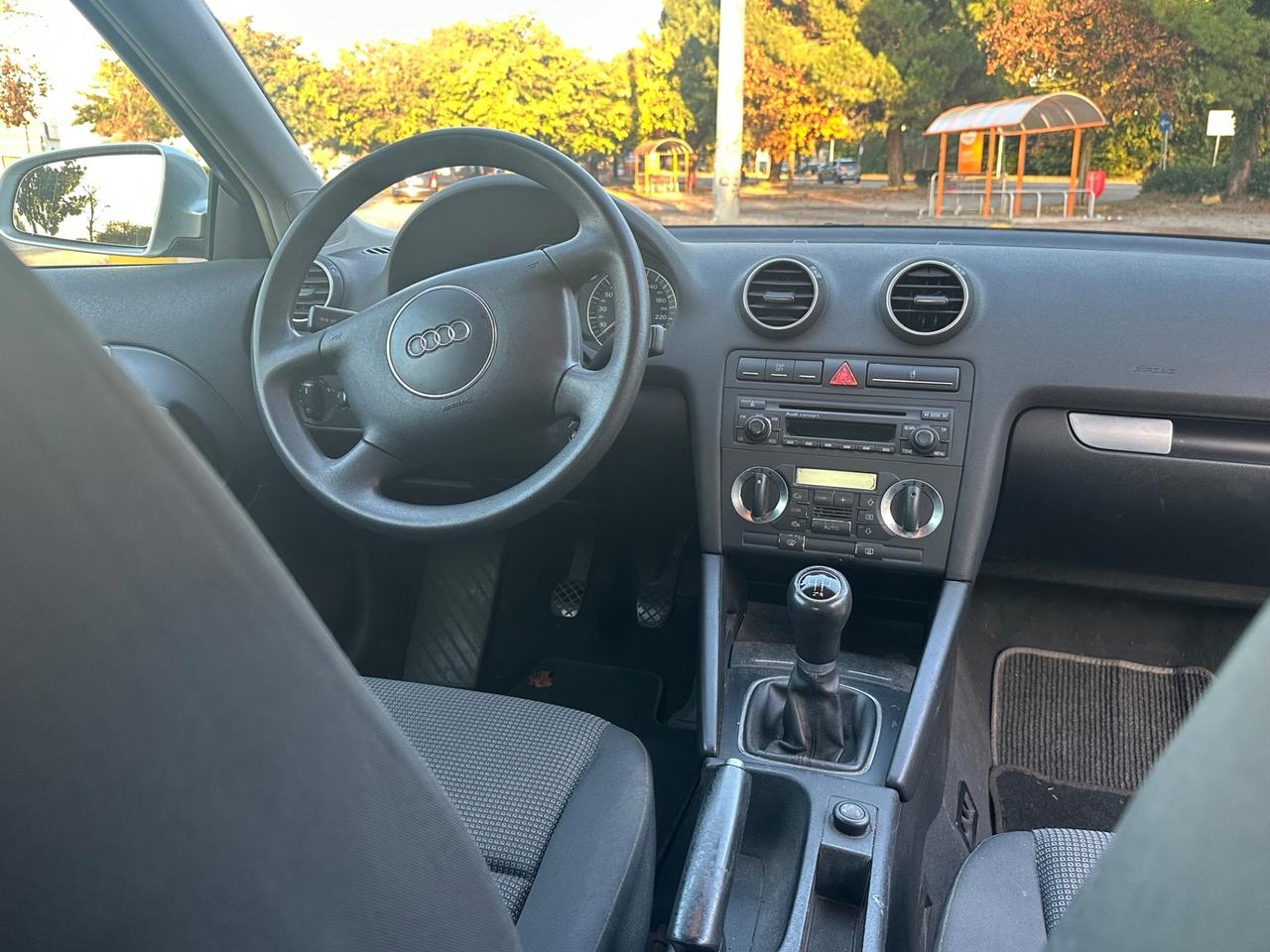 Audi A3 1.6 Attraction