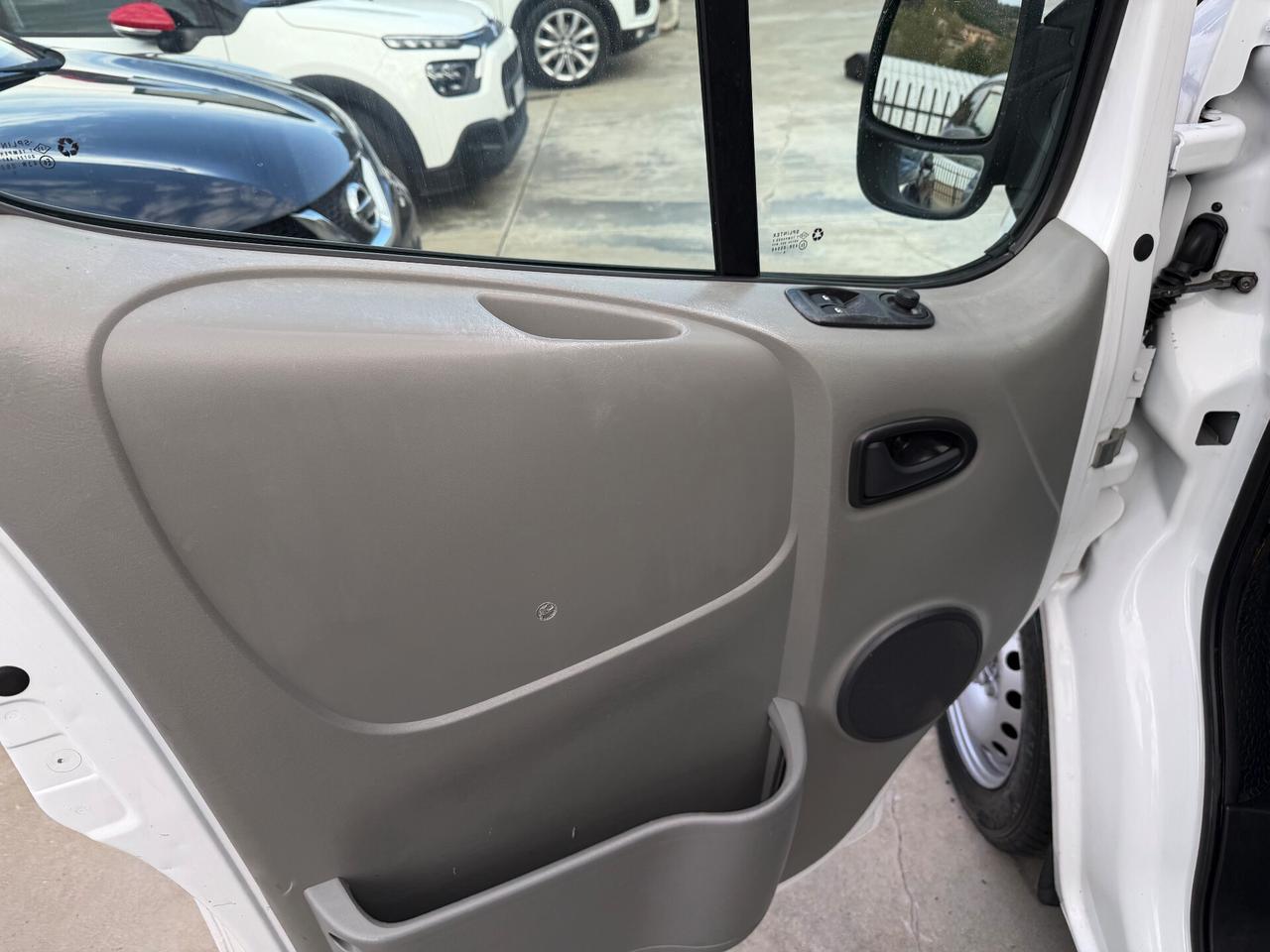 Renault Trafic 2.0 dCi 115CV Furgone