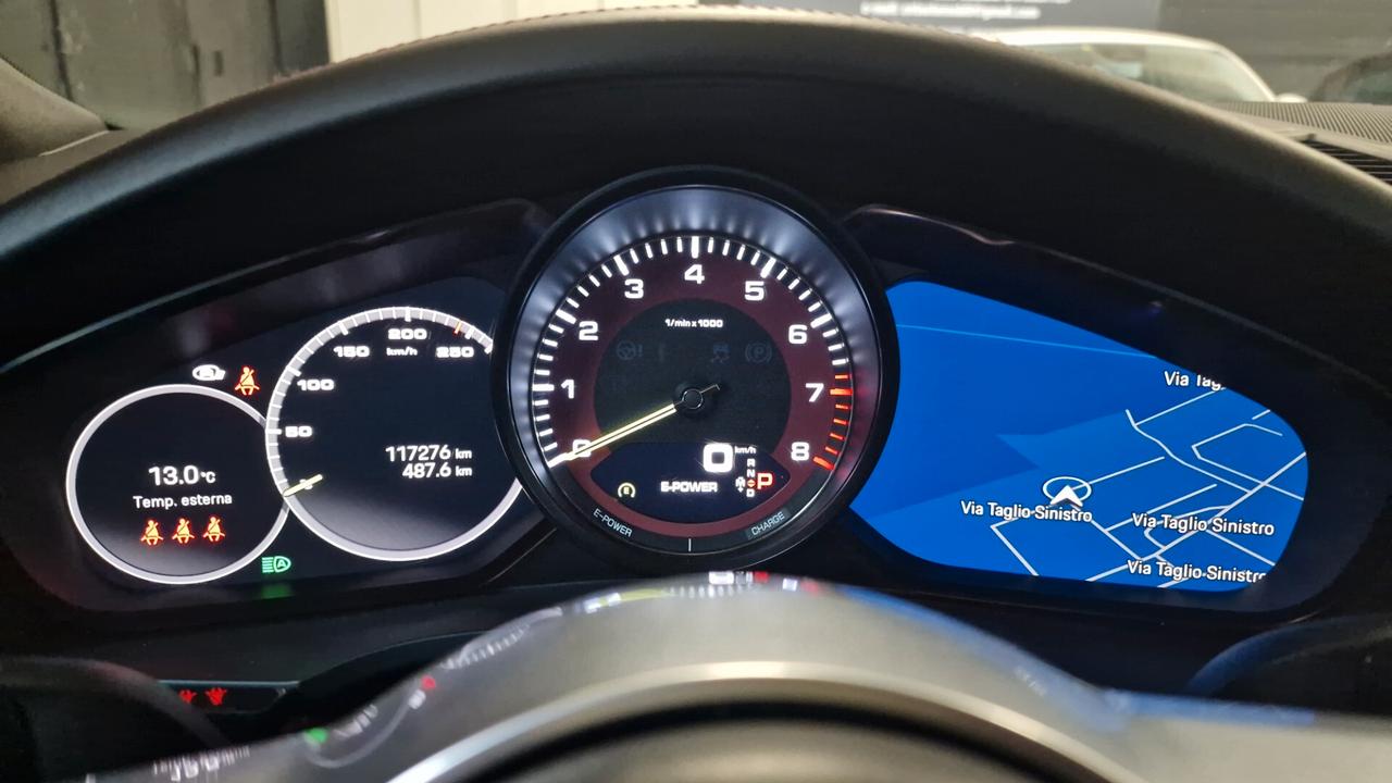 Porsche Cayenne 3.0 V6 E-Hybrid