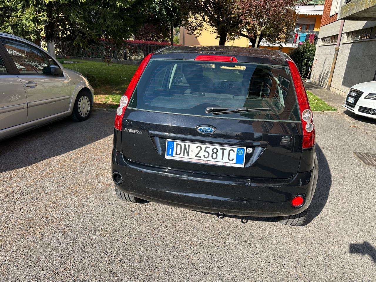 Ford Fiesta 1.2 16V 5p. Ghia