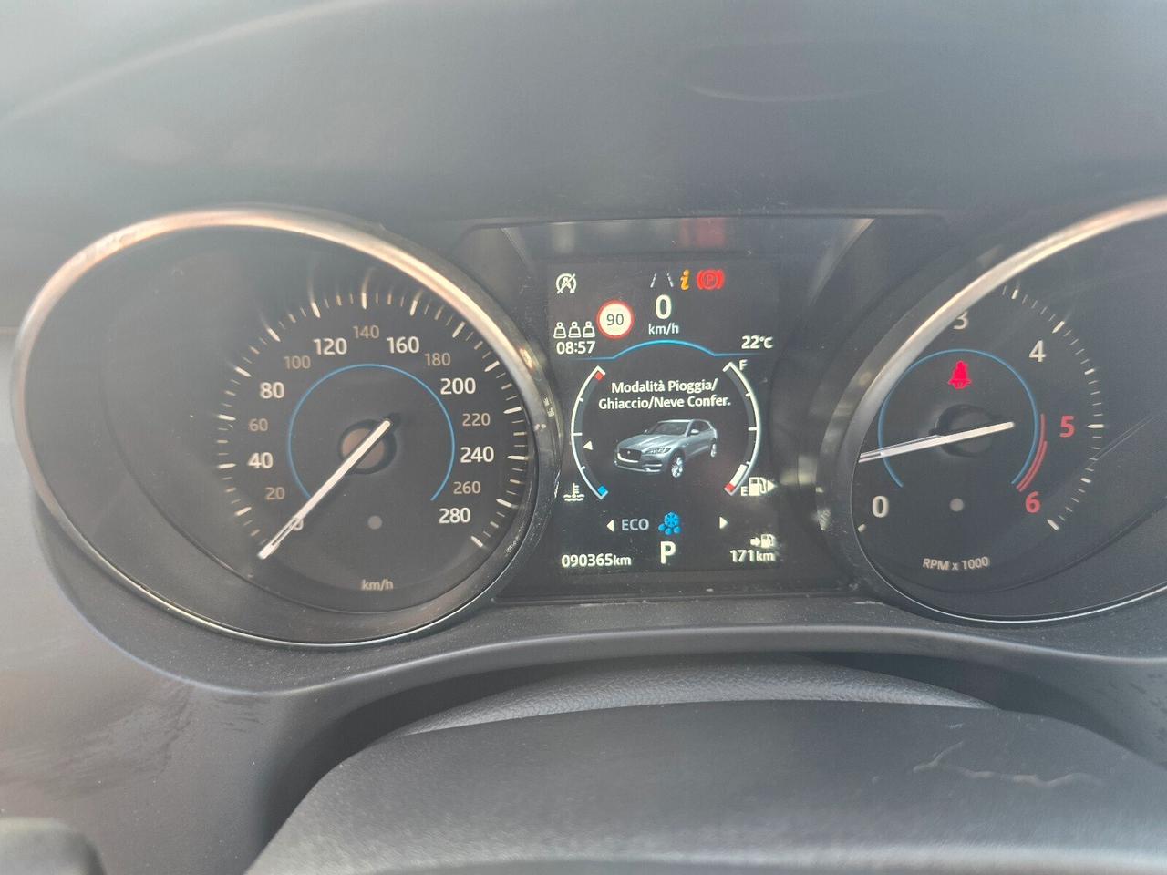 Jaguar F-Pace 2.0 D 180 CV AWD aut. Prestige