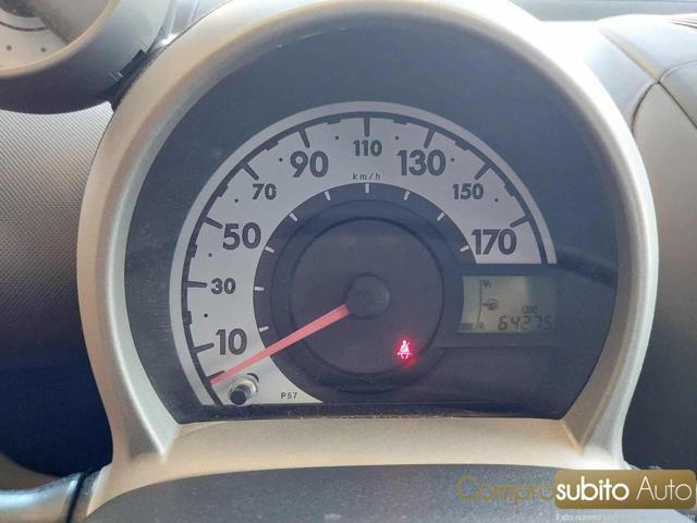 TOYOTA Aygo 1.0 12V VVT-i 3 porte Sol