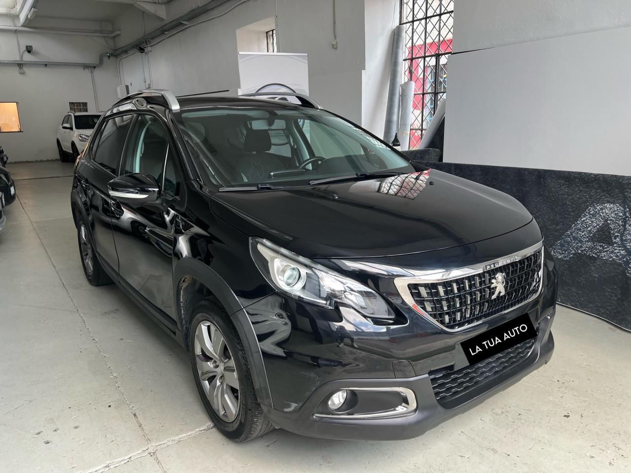 Peugeot 2008 PureTech 82 S&S Signature
