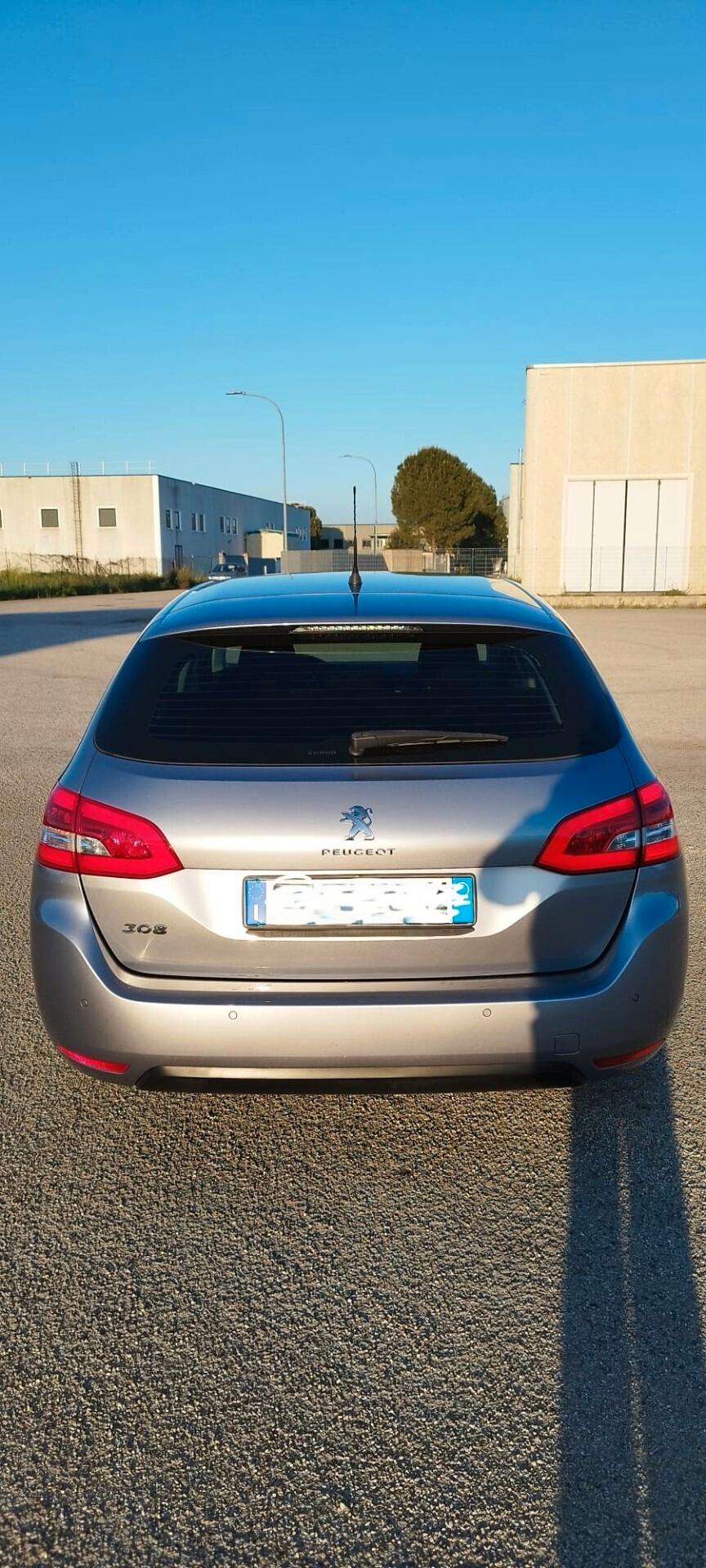 Peugeot 308 BlueHDi 100 S&S SW Active
