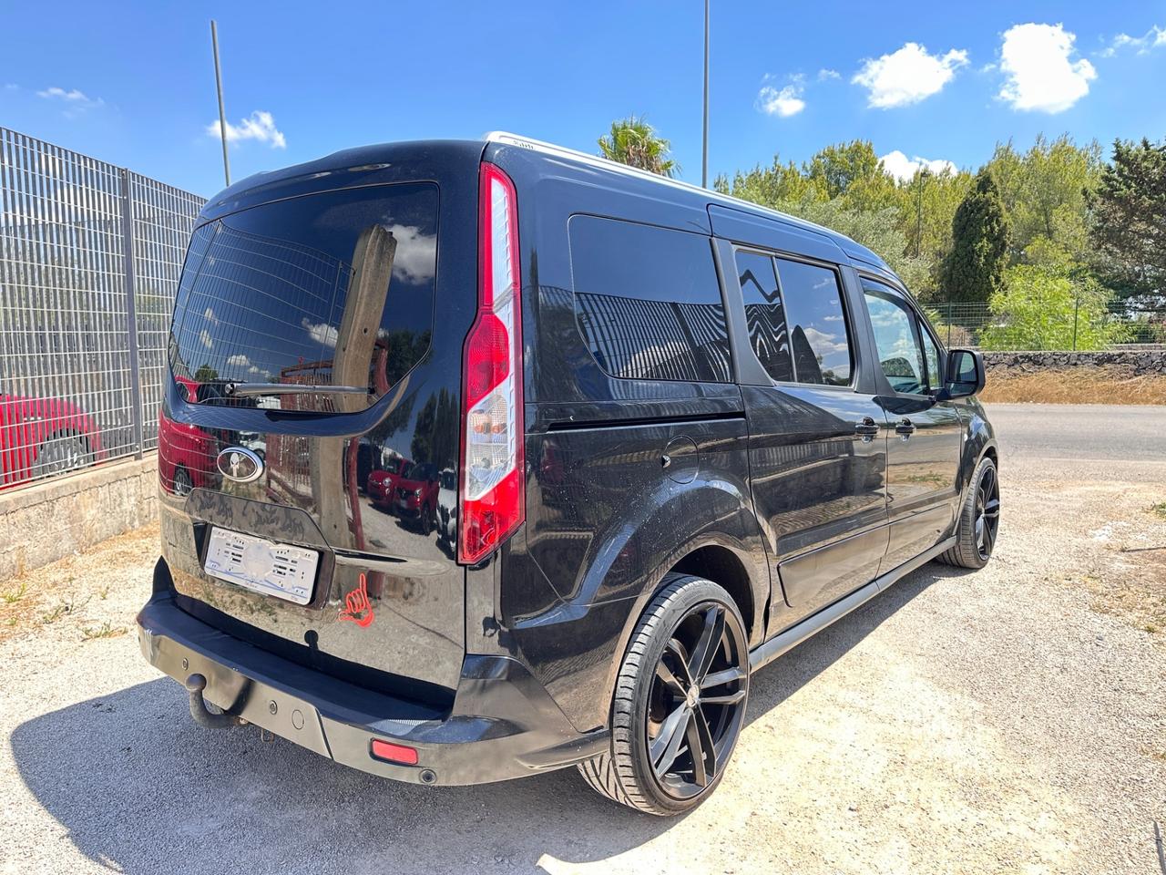 Ford Gran Tourneo Connect Titanium-2017 TETTO/NAVI/19"