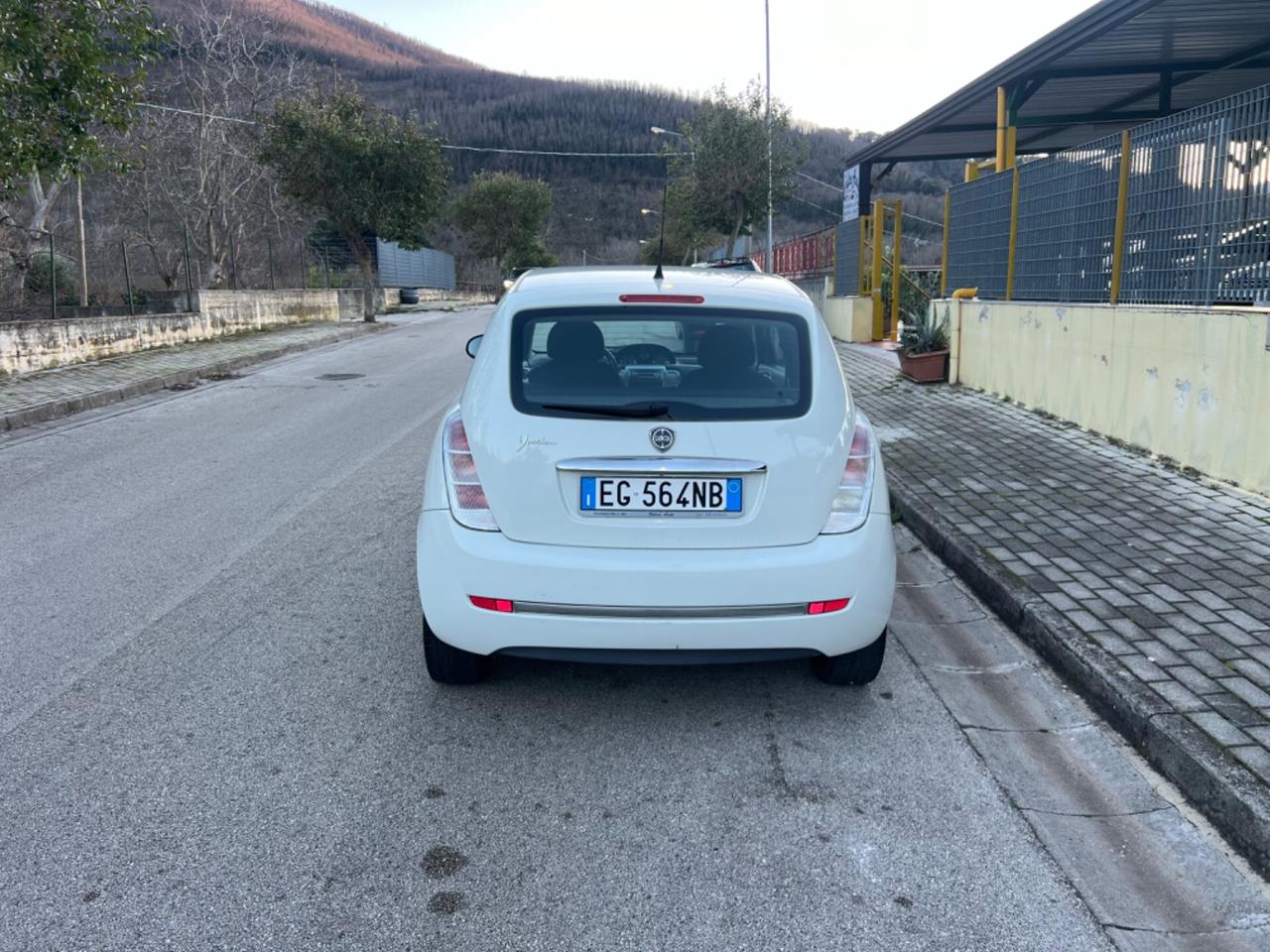 Lancia Ypsilon 1.2 69 CV Platino 2010 110mila km