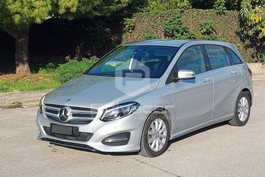 MERCEDES B 180 d Sport