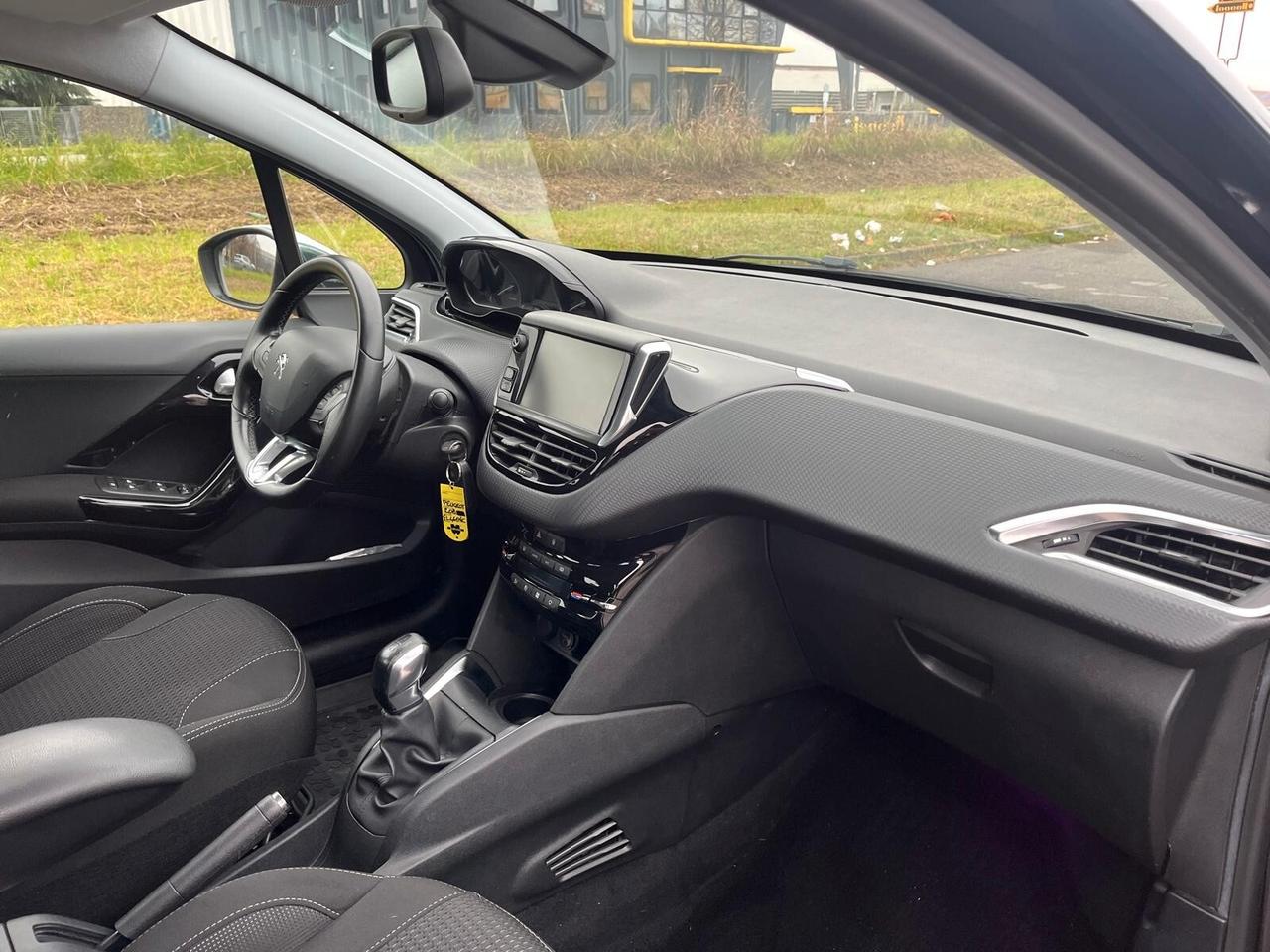 Peugeot 208 BlueHDi 75 5 porte Allure