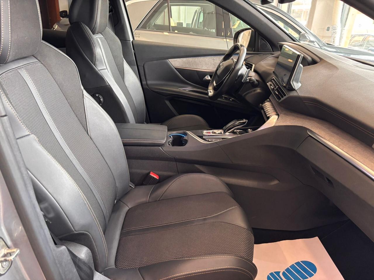 Peugeot 3008 1.2 PureTech Turbo 130 S&S EAT8 GT