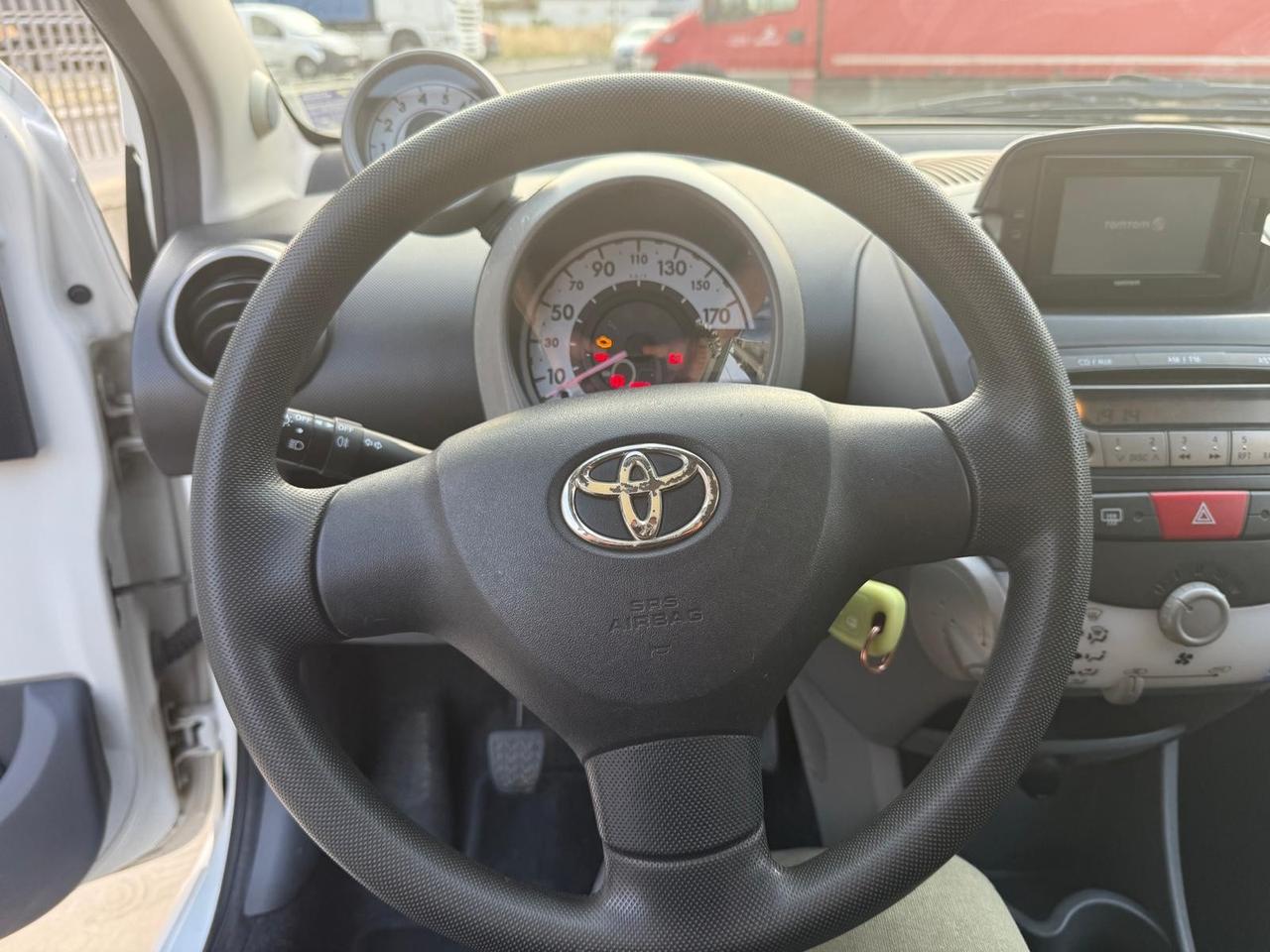 Toyota Aygo 1.0 12V VVT-i 5 porte Deep Ocean Connect MMT